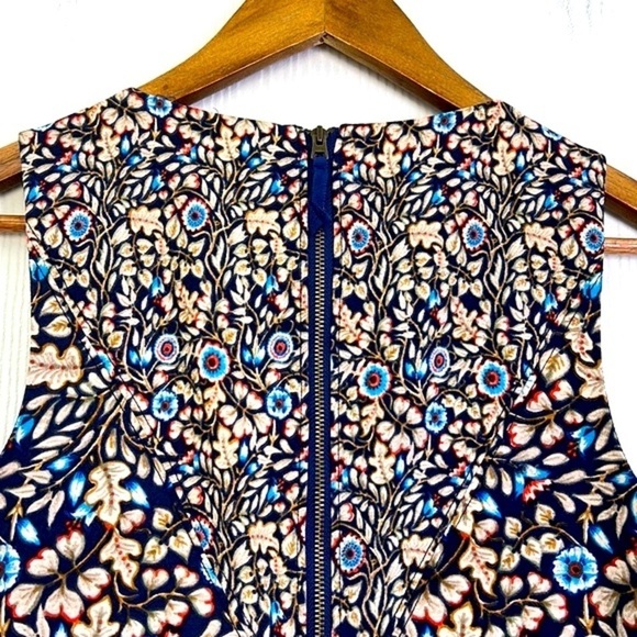 Anthropologie - Maeve Floral Blue & Red Sleeveless Sheath Dress Size 4 - Picture 16 of 16